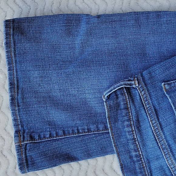 Old Navy Sweetheart Classic Rise Bootcut Jeans Size 8 Regular - Picture 9 of 13